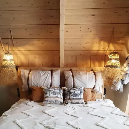 Dom wakacyjny Stodoła Naturalnie - Wyjątkowy Dom Z Balią Na Kaszubach Nad Jeziorem *