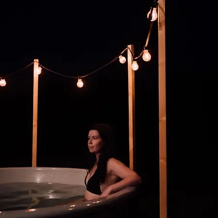 Dom wakacyjny Stodoła Naturalnie - Wyjątkowy Dom Z Balią Na Kaszubach Nad Jeziorem Stare Czaple